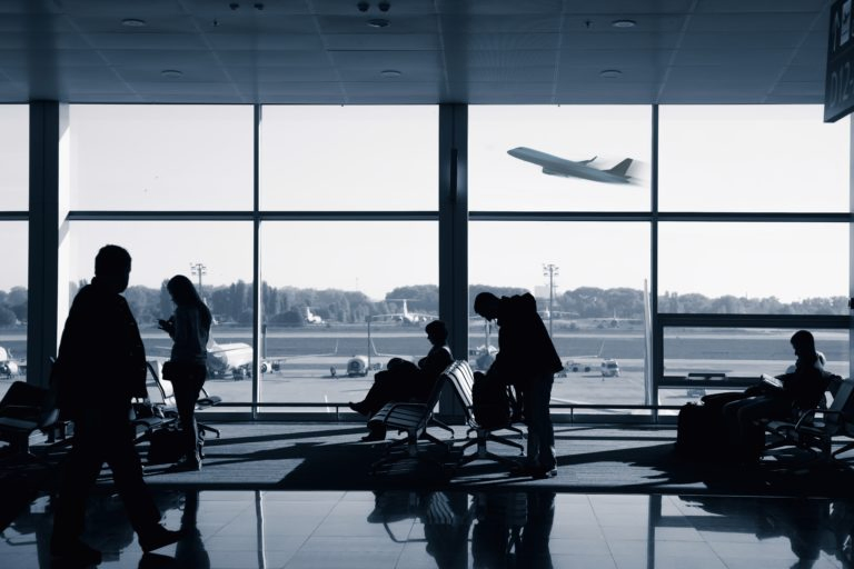未来の空港に向けた旅客処理の最適化